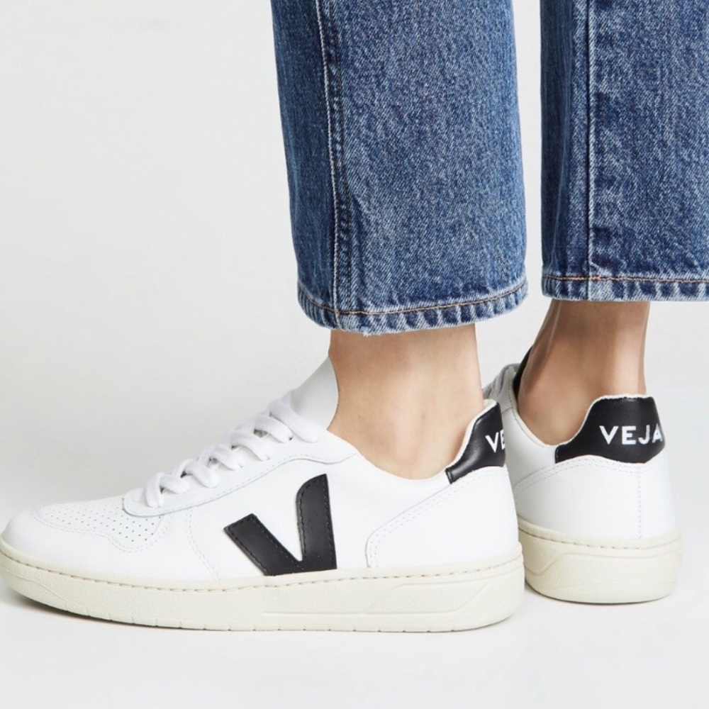 Veja v 10 black and white - us 8